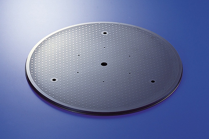 Quali materiali vengono utilizzati nei componenti ceramici a semiconduttore?